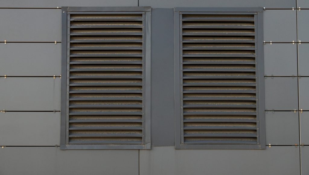 rejilla de ventilacion exterior